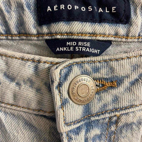 Aeropostale Light Blue straight mid rise Jeans women 8 New